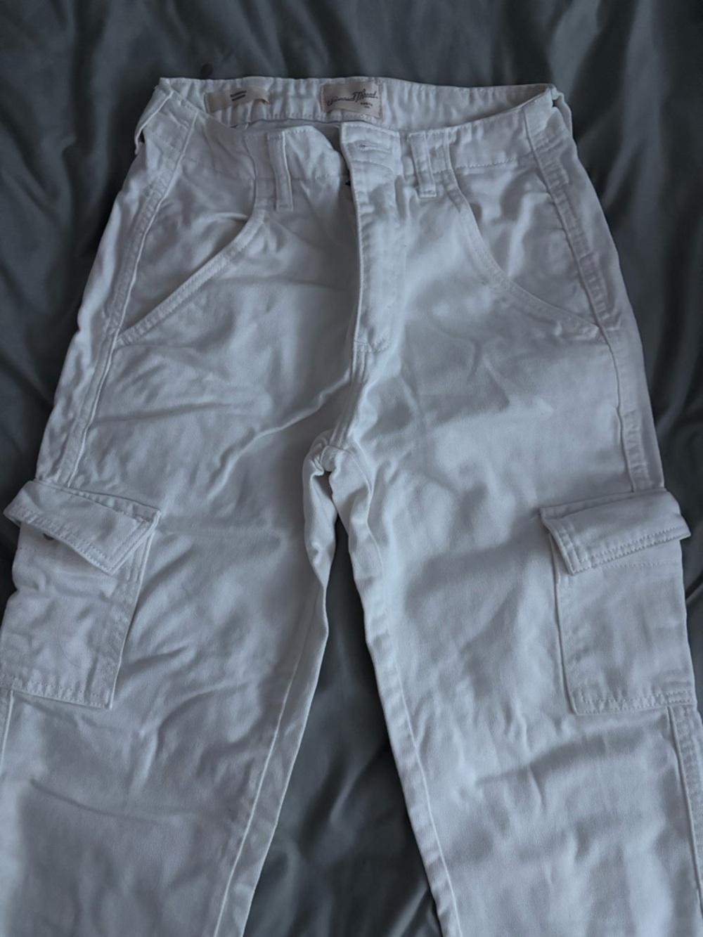 Universal Thread White Straight-Leg Cargo Jeans